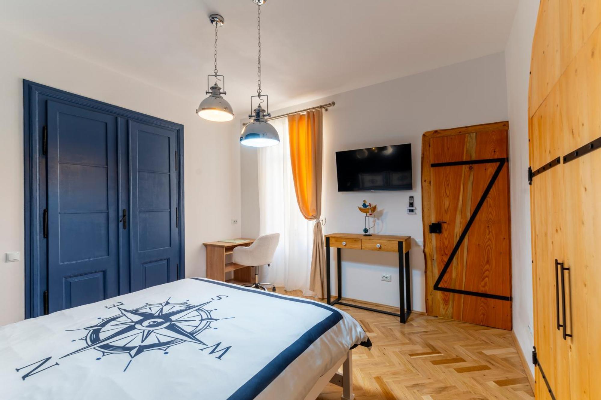 Luxurious Apartment In Old Town - Ultra Central Braşov Eksteriør bilde