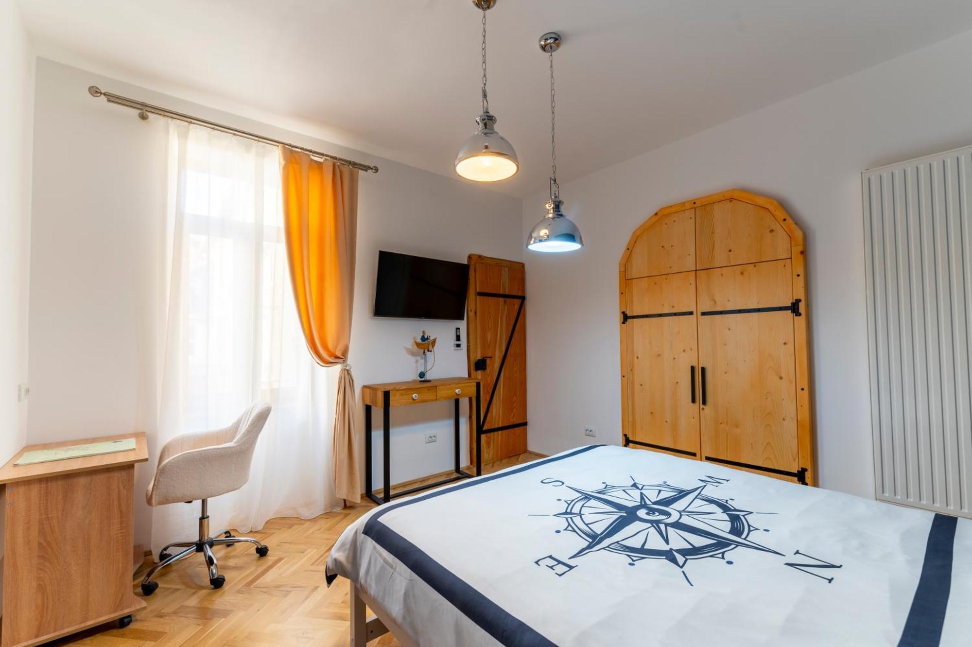 Luxurious Apartment In Old Town - Ultra Central Braşov Eksteriør bilde