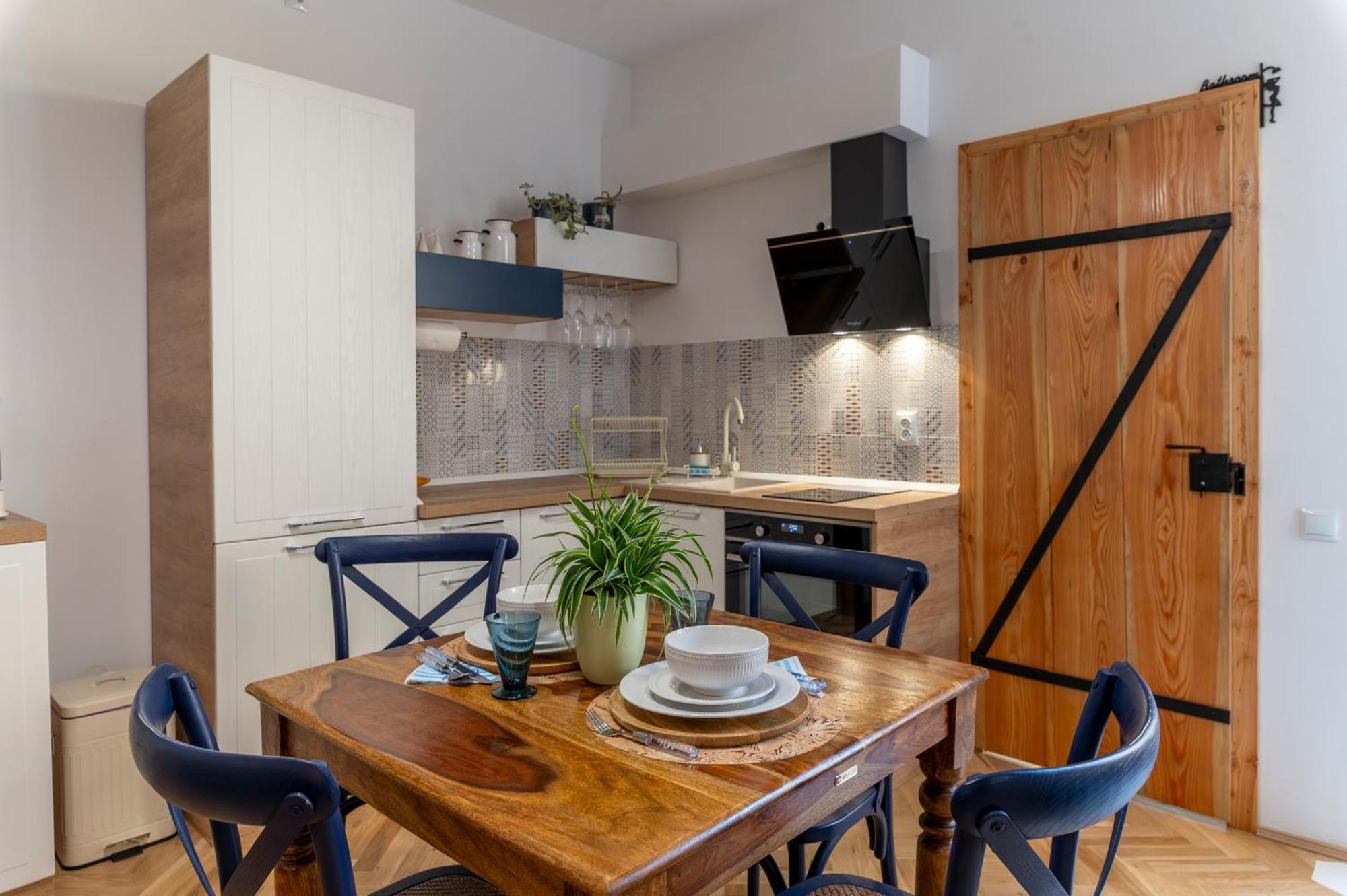 Luxurious Apartment In Old Town - Ultra Central Braşov Eksteriør bilde
