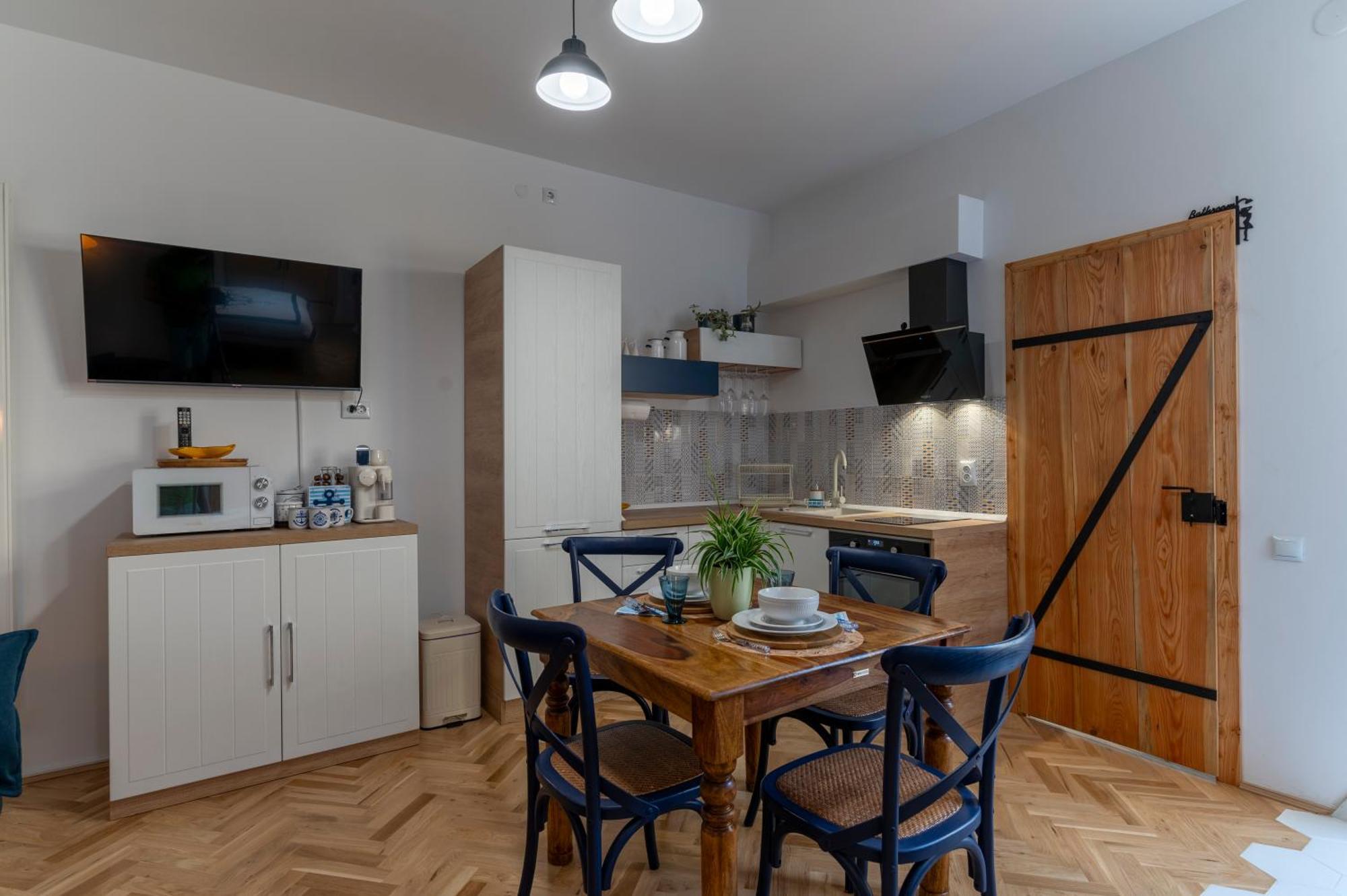 Luxurious Apartment In Old Town - Ultra Central Braşov Eksteriør bilde